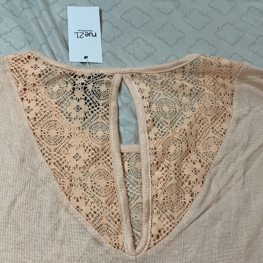 NWT Rue 21 Lace Top - Picture 6 of 6